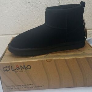 Women black boots Kora short lamo boots